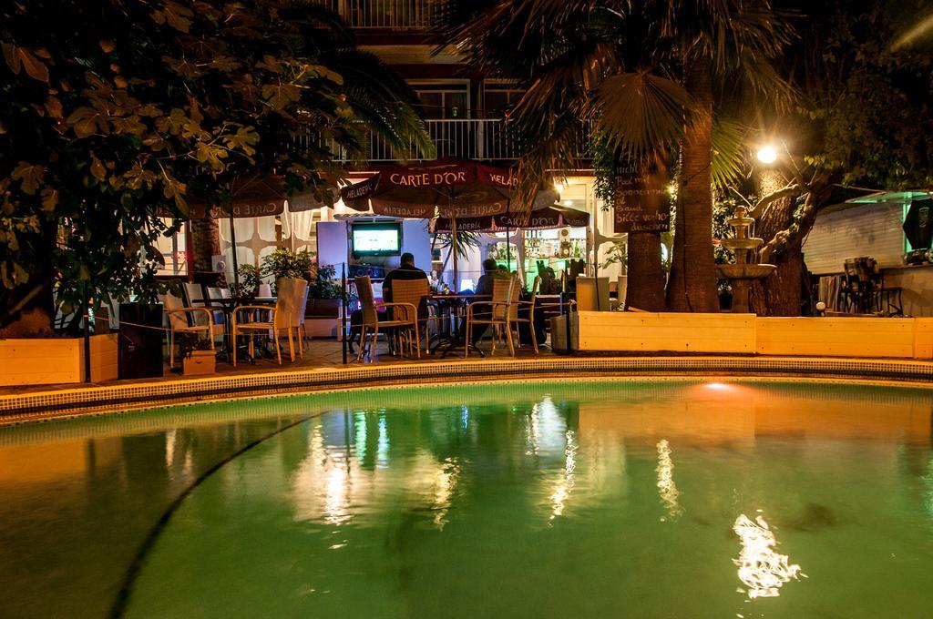 Hostal Alce Playa de Palma  Ngoại thất bức ảnh